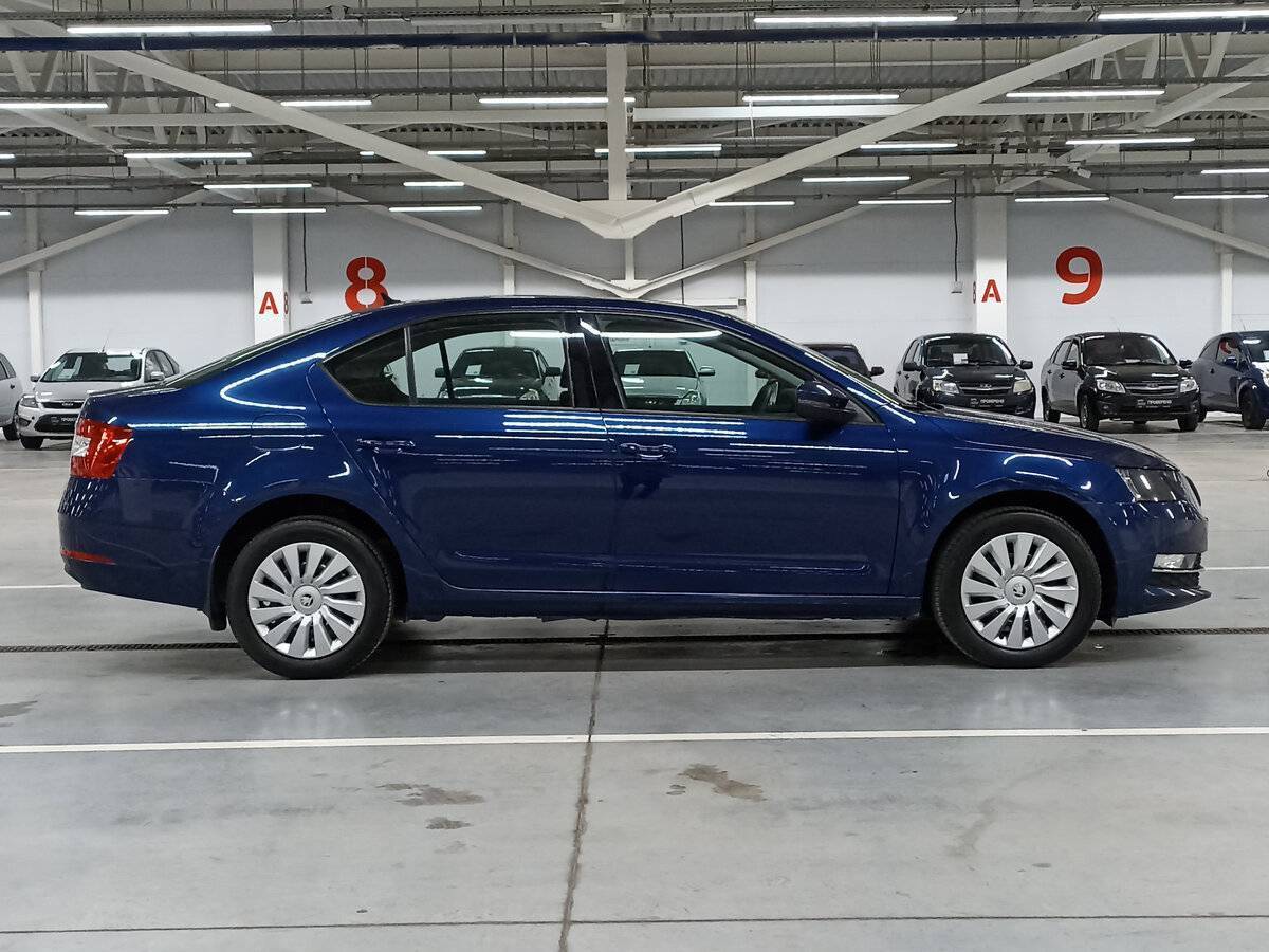 Купить Skoda Octavia с пробегом. Фото: #3