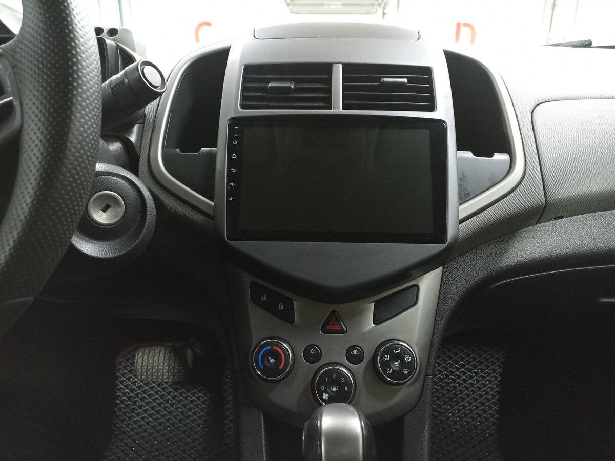 Купить Chevrolet Aveo с пробегом. Фото: #14