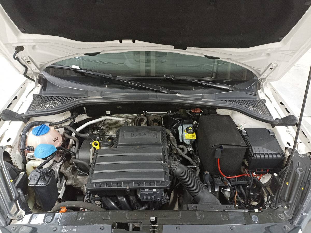 Купить Skoda Yeti с пробегом. Фото: #8