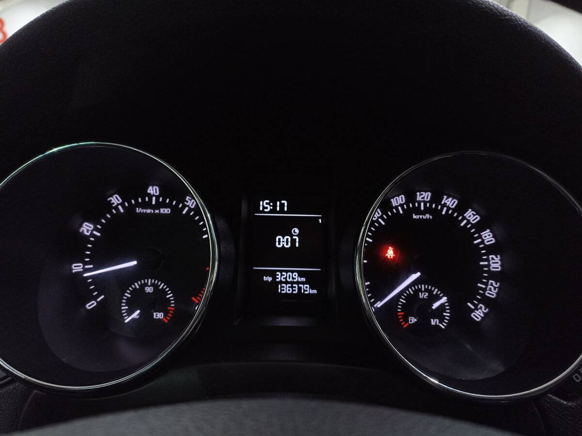 Купить Skoda Yeti с пробегом. Фото: #12