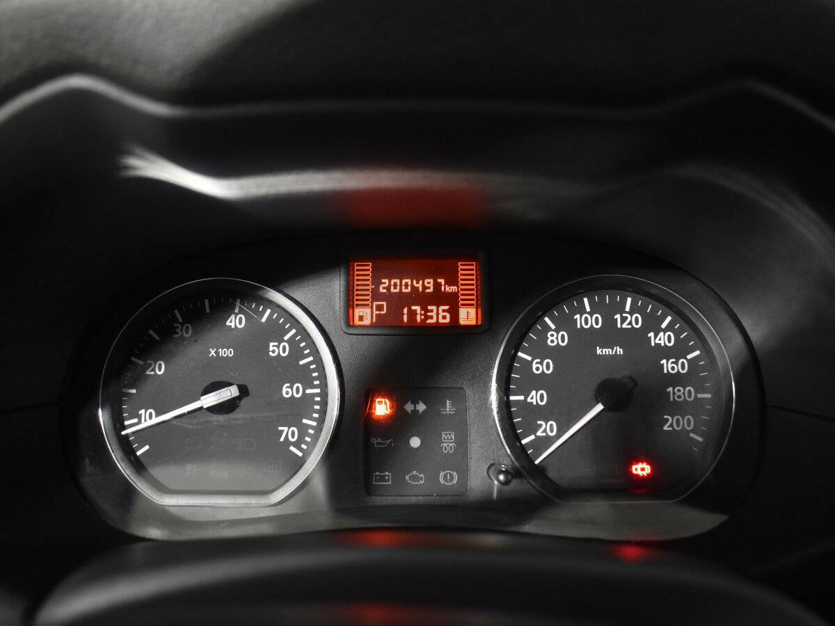 Купить Nissan Terrano с пробегом. Фото: #12