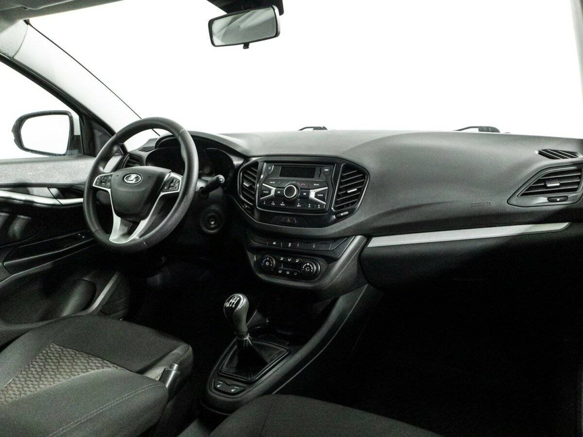 Купить Lada (ВАЗ) Vesta с пробегом. Фото: #8