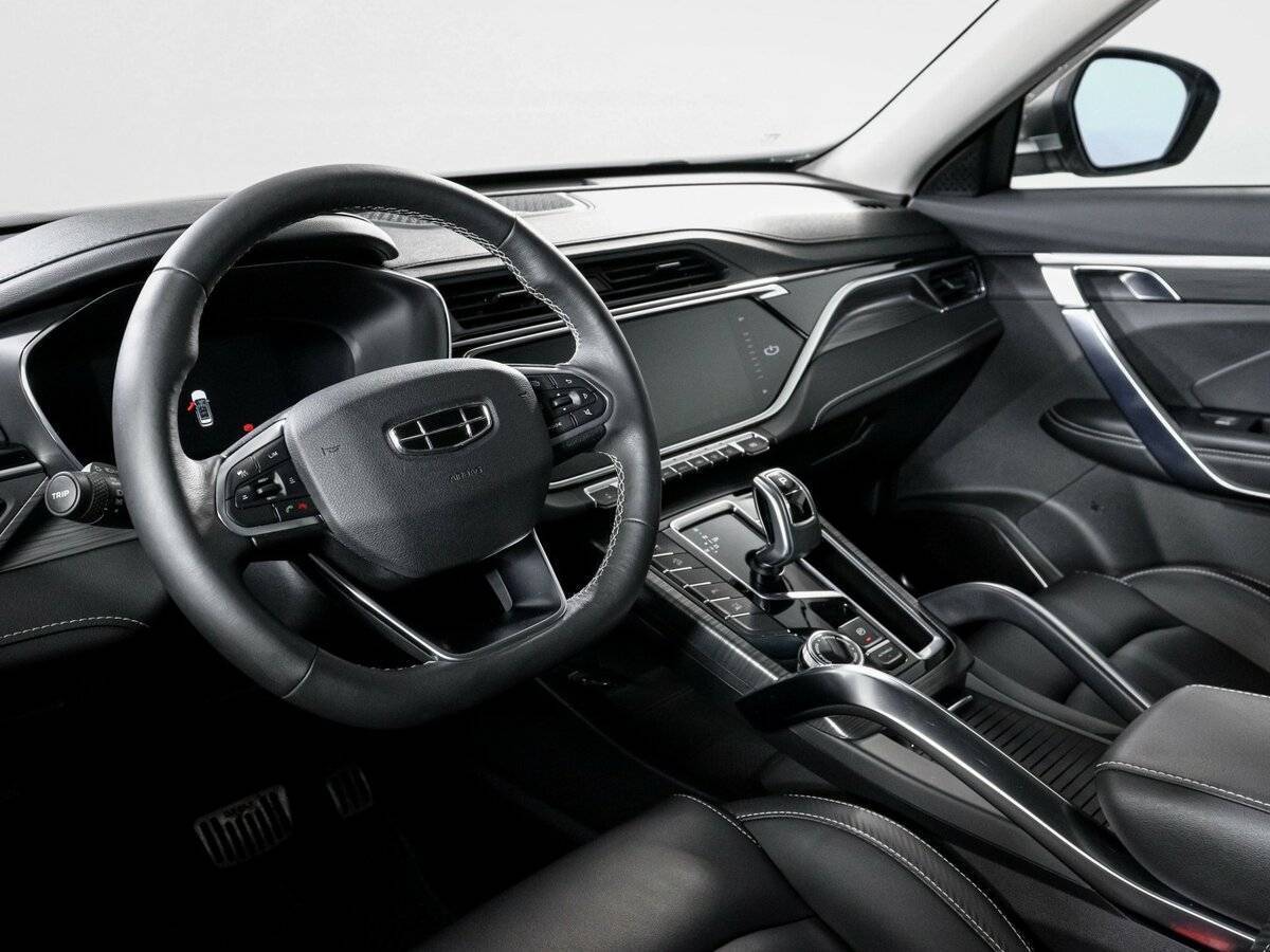 Купить Geely Atlas Pro с пробегом. Фото: #13