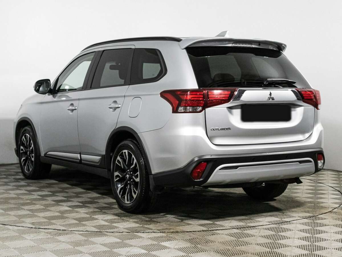 Купить Mitsubishi Outlander с пробегом. Фото: #6