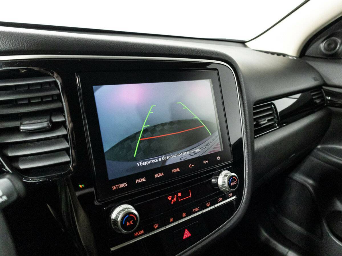 Купить Mitsubishi Outlander с пробегом. Фото: #14