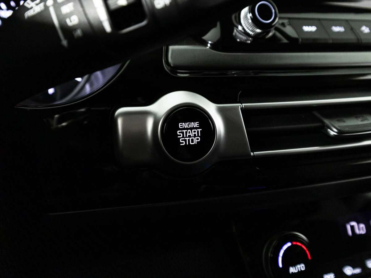 Купить Kia Seltos с пробегом. Фото: #20