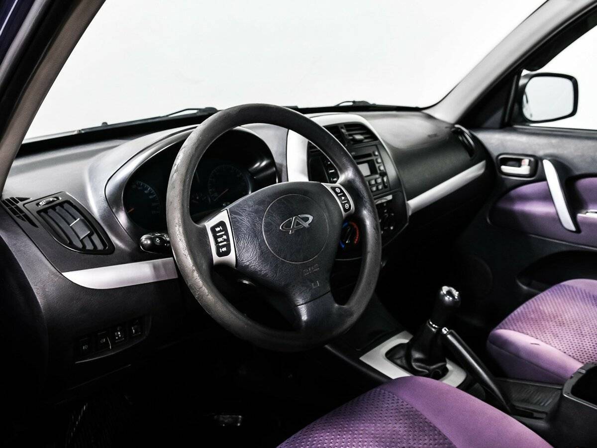 Купить Chery Tiggo (T11) с пробегом. Фото: #10