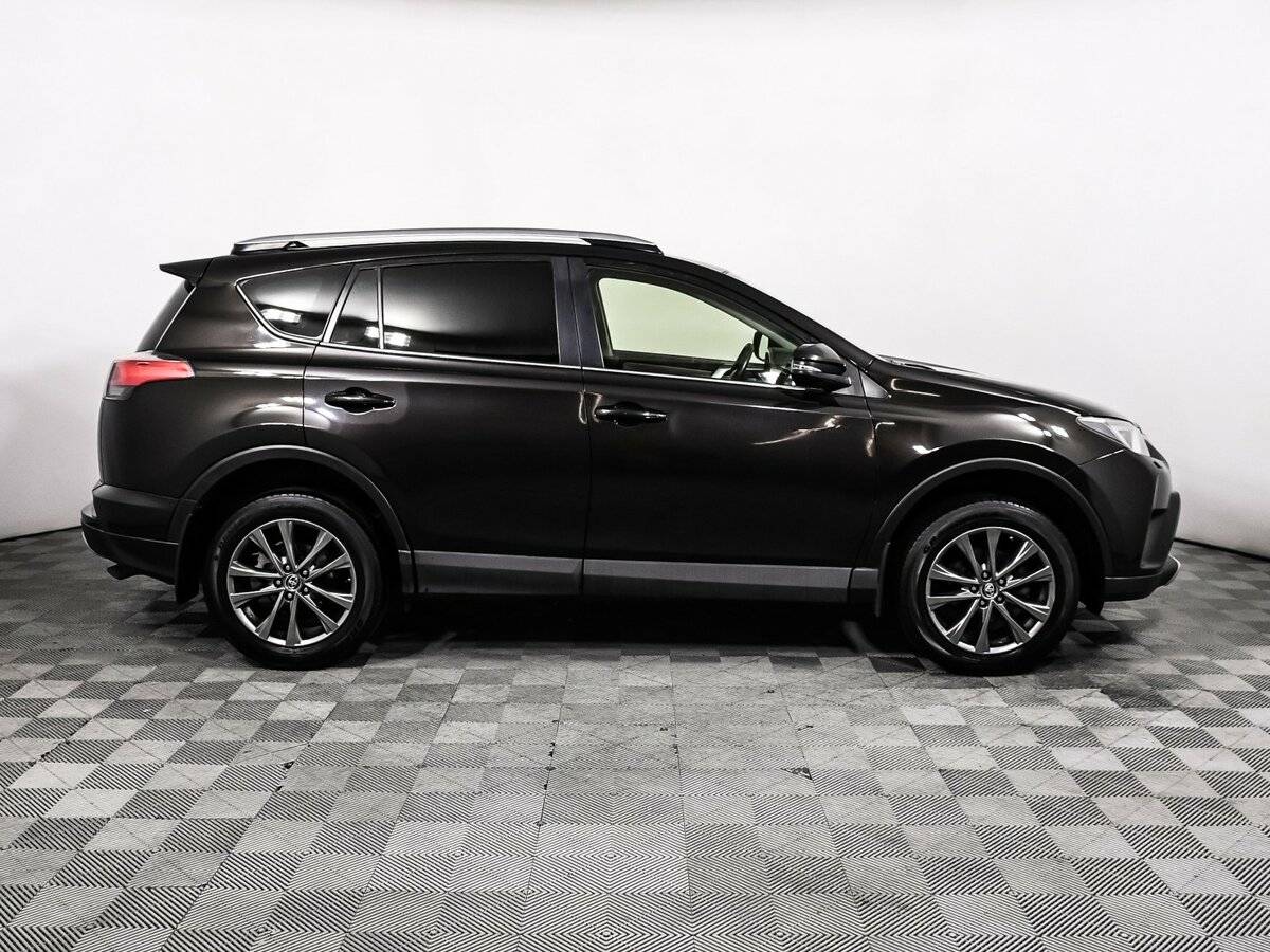 Купить Toyota RAV4 с пробегом. Фото: #3