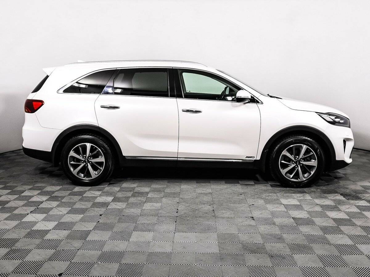 Купить Kia Sorento с пробегом. Фото: #3