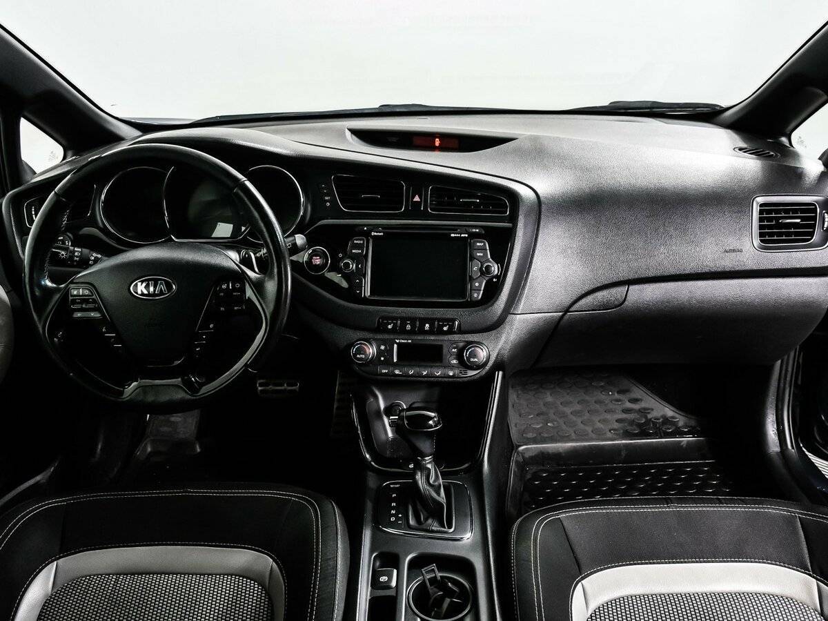 Купить Kia Ceed с пробегом. Фото: #10