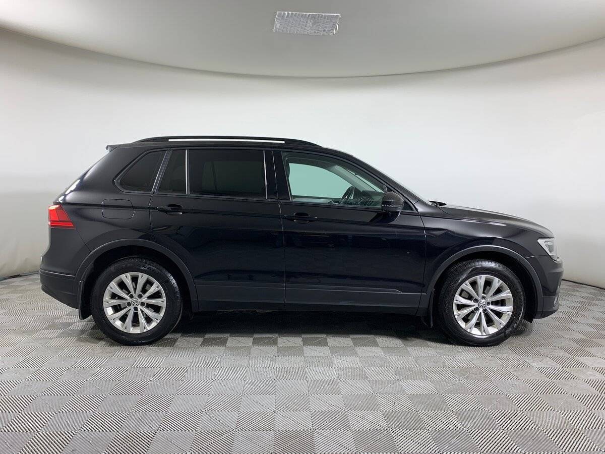 Купить Volkswagen Tiguan с пробегом. Фото: #3