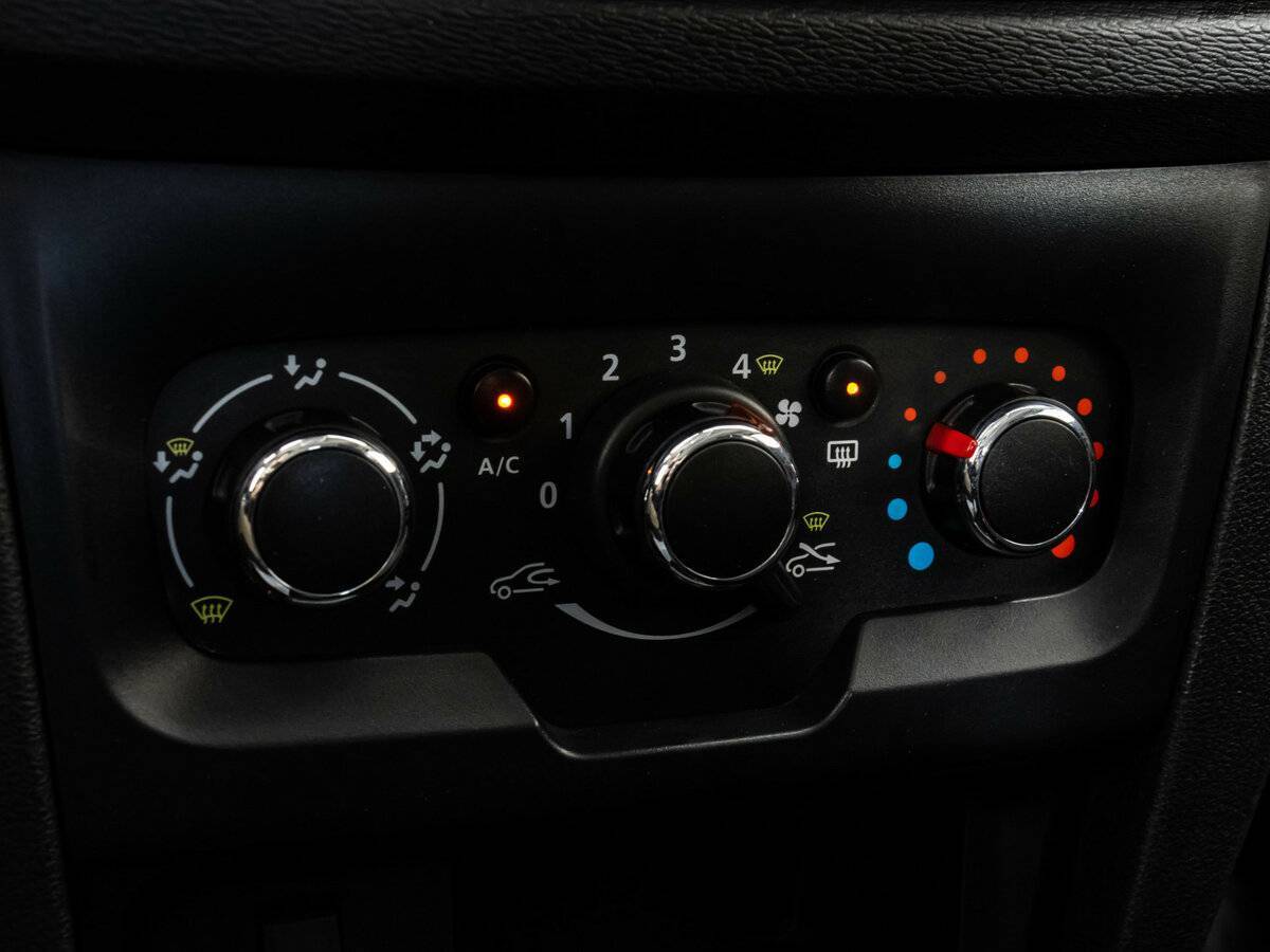 Купить Lada (ВАЗ) XRAY с пробегом. Фото: #13