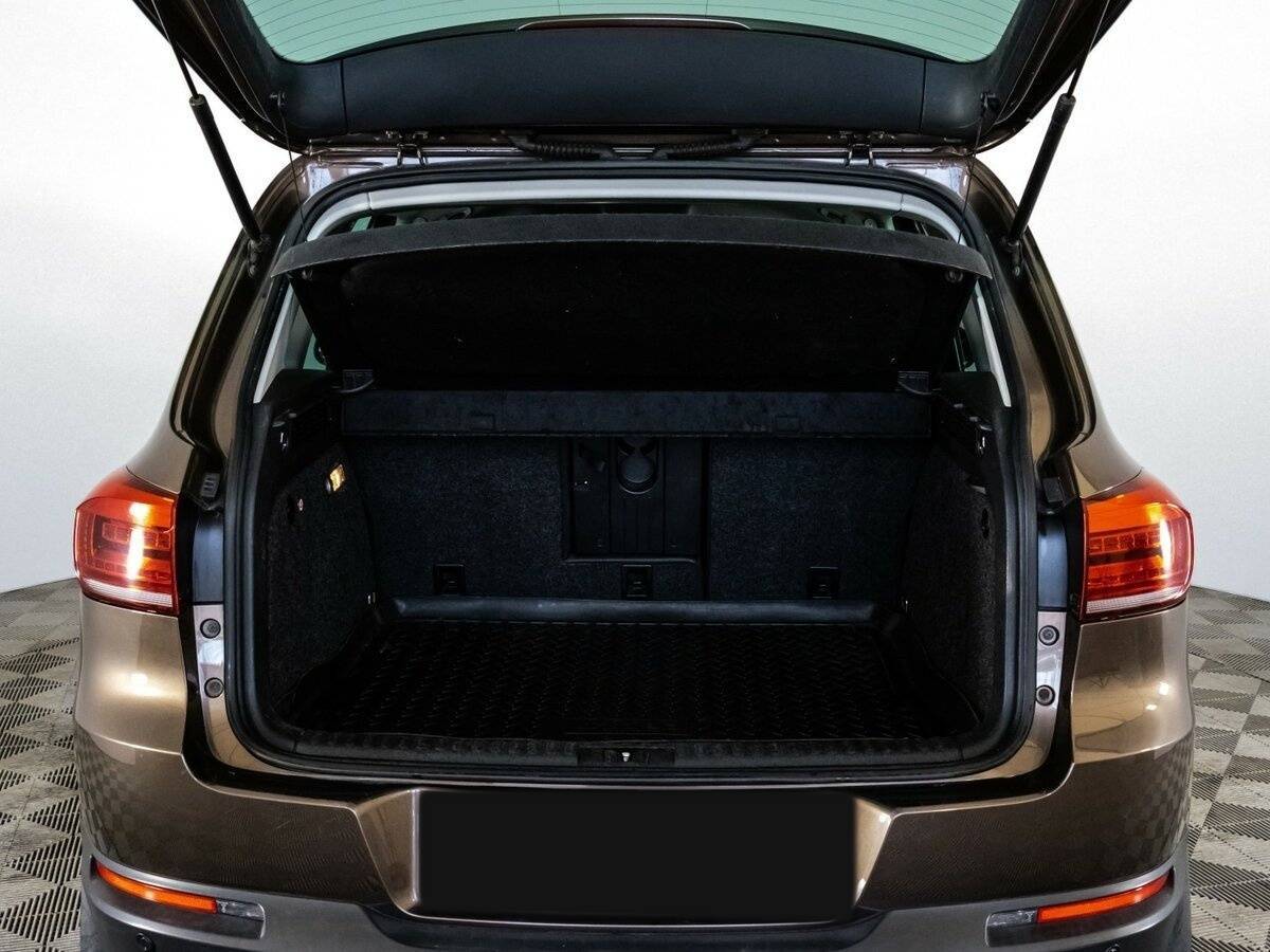 Купить Volkswagen Tiguan с пробегом. Фото: #19