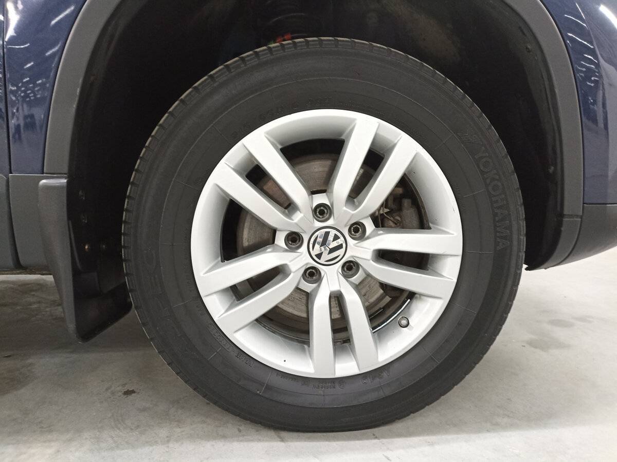 Купить Volkswagen Tiguan с пробегом. Фото: #17