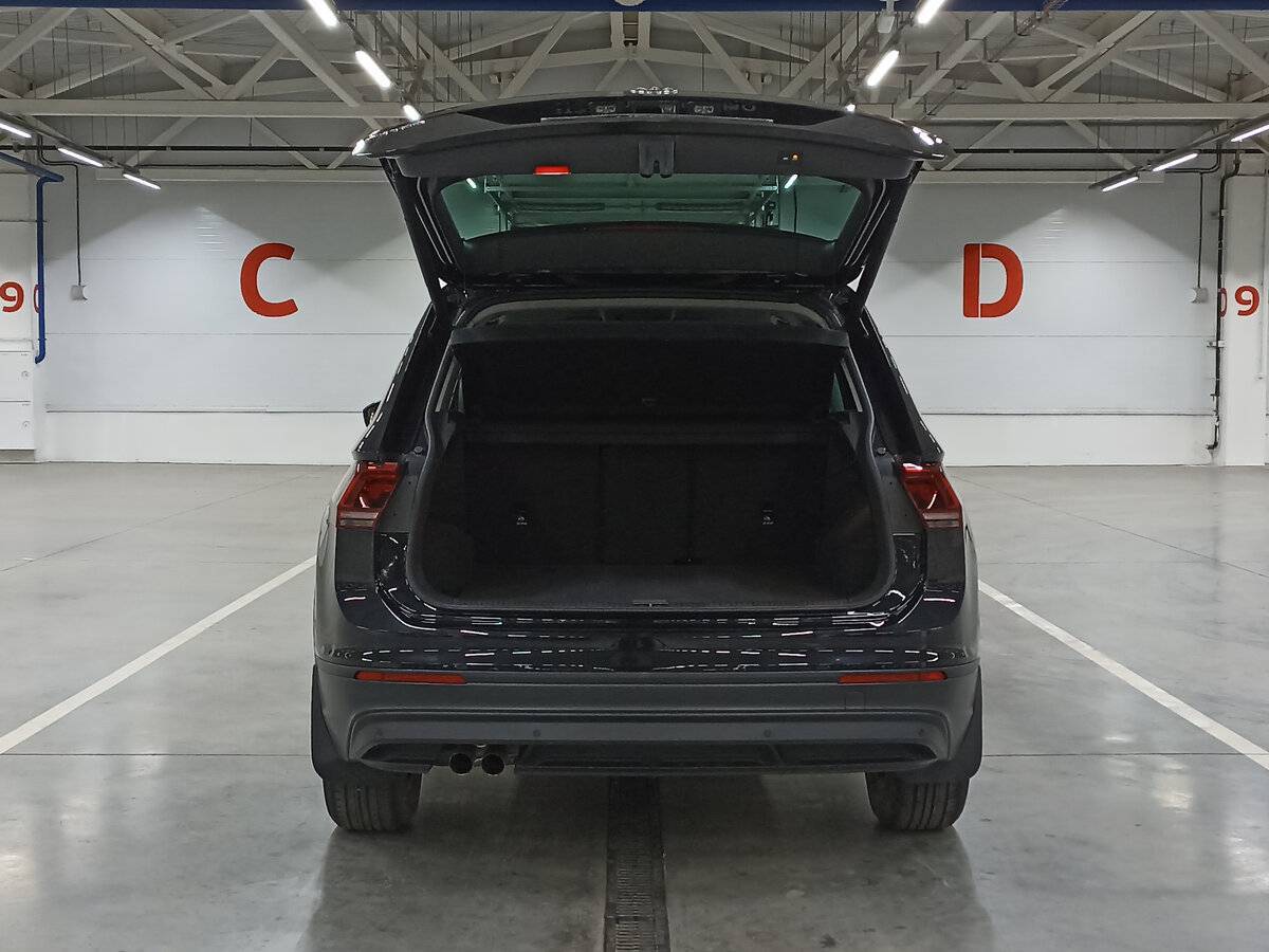Купить Volkswagen Tiguan с пробегом. Фото: #9