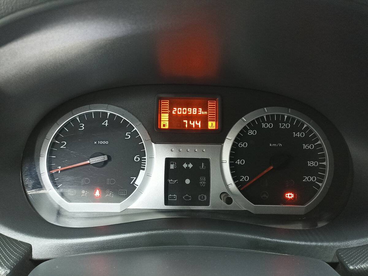 Купить Lada (ВАЗ) Largus с пробегом. Фото: #12