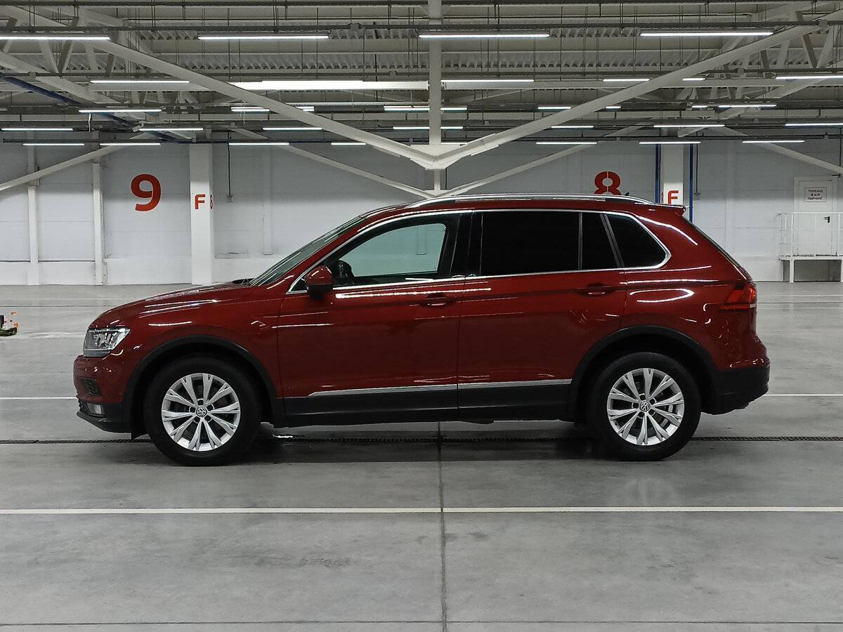 Купить Volkswagen Tiguan с пробегом. Фото: #7