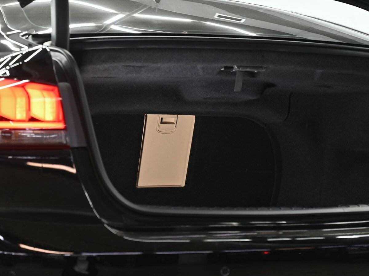 Купить Hyundai Genesis с пробегом. Фото: #5