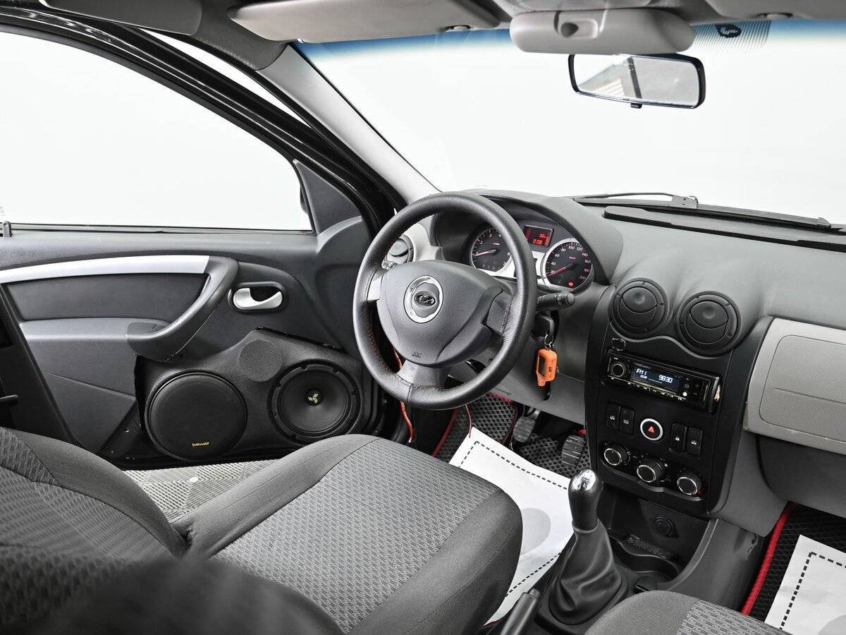 Купить Lada (ВАЗ) Largus с пробегом. Фото: #9