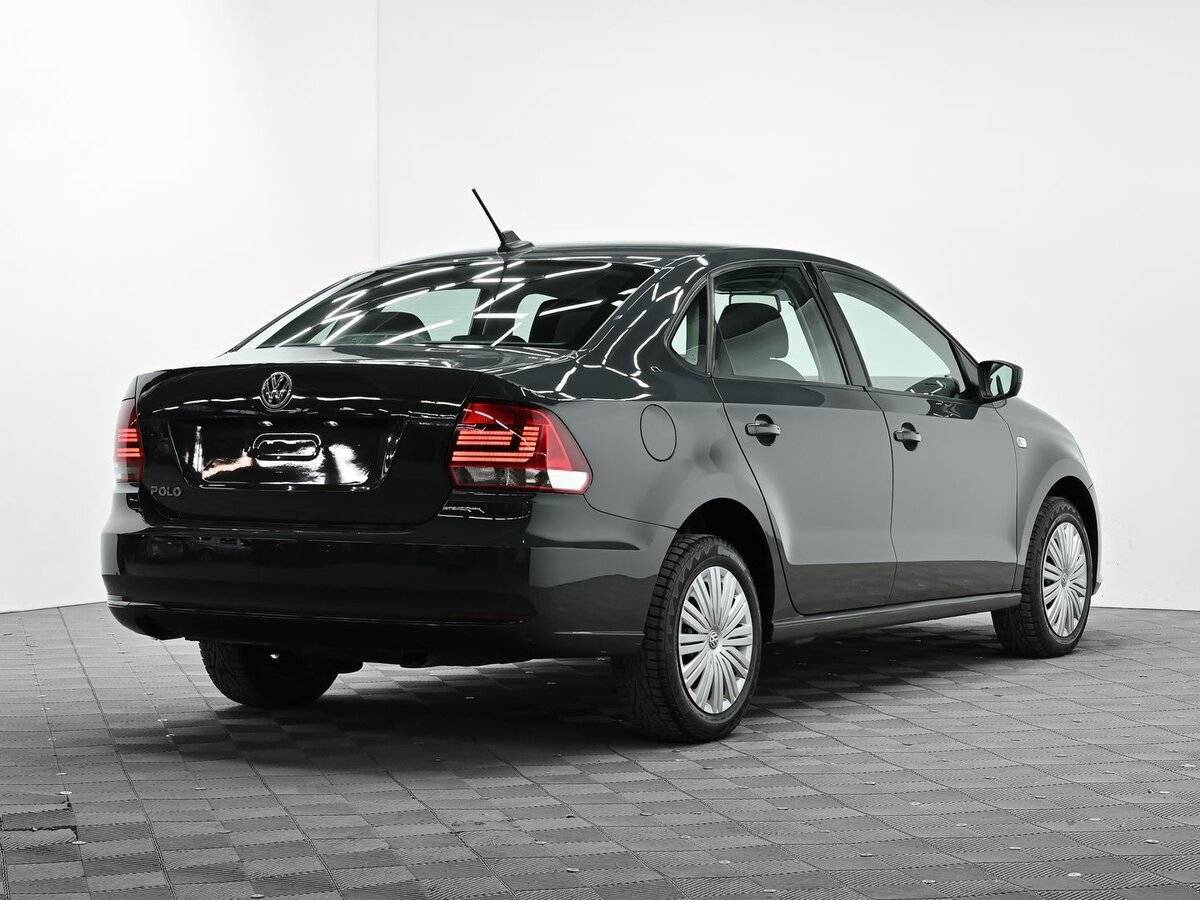Купить Volkswagen Polo с пробегом. Фото: #3