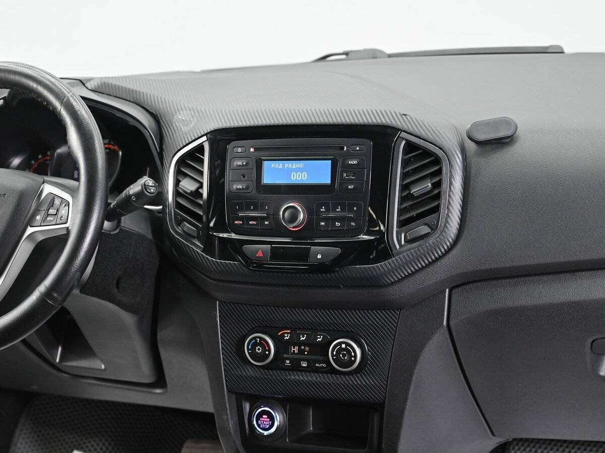 Купить Lada (ВАЗ) XRAY с пробегом. Фото: #10