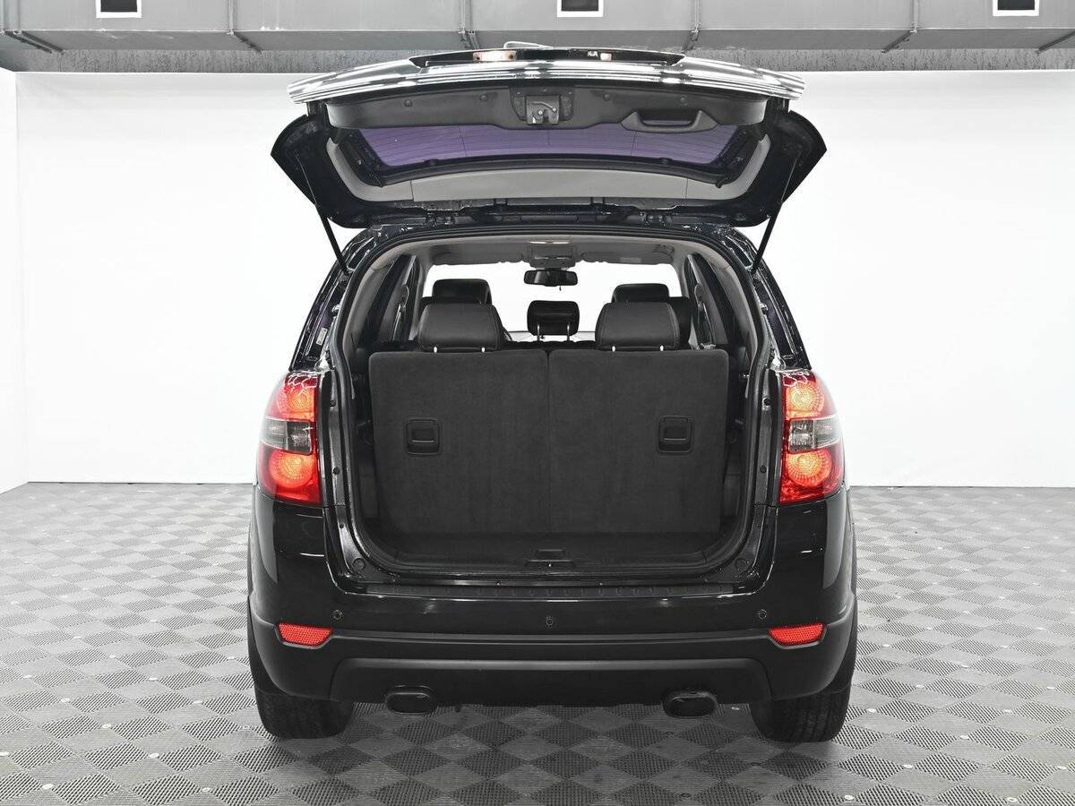 Купить Chevrolet Captiva с пробегом. Фото: #4