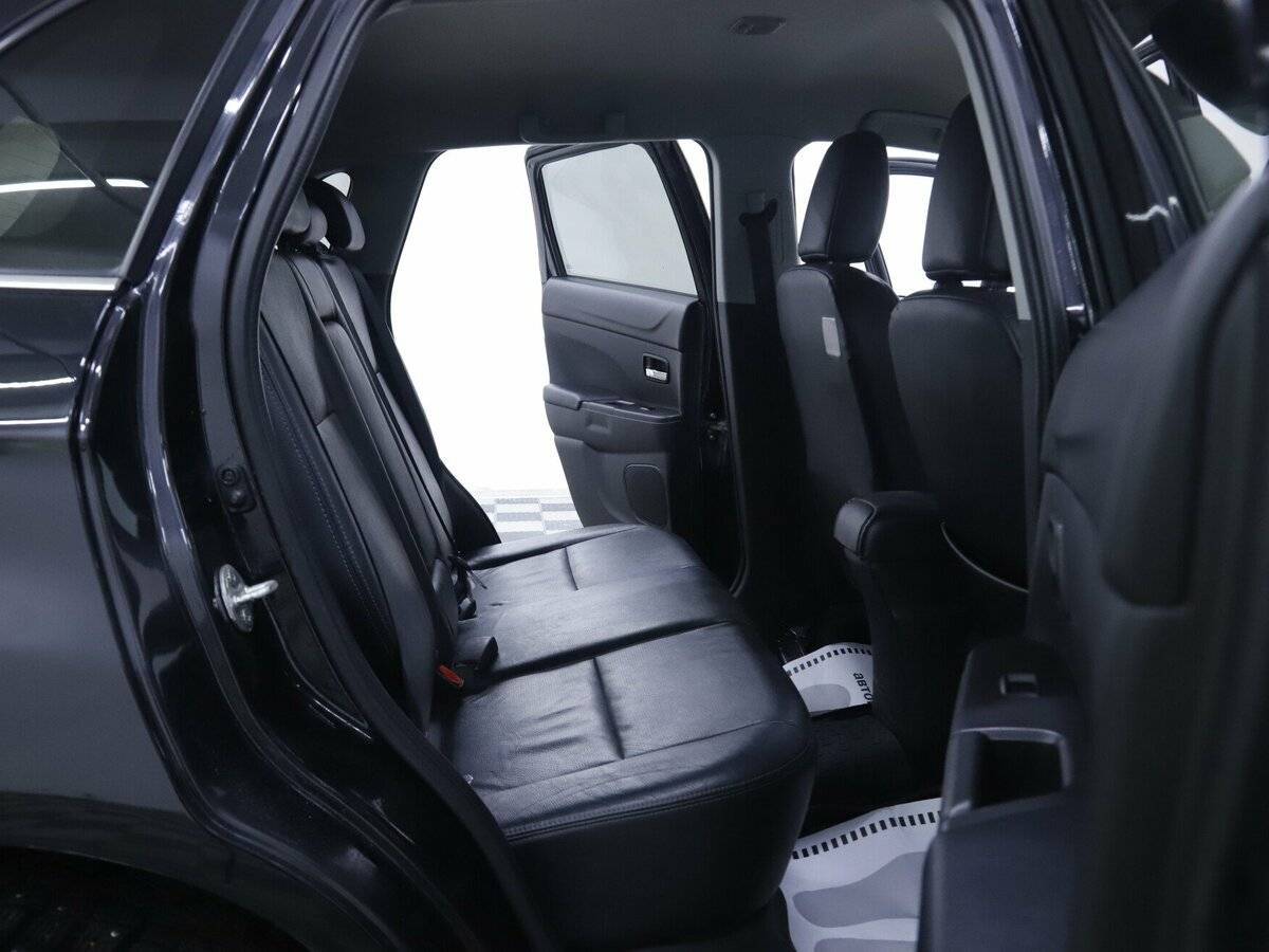 Купить Mitsubishi ASX с пробегом. Фото: #14