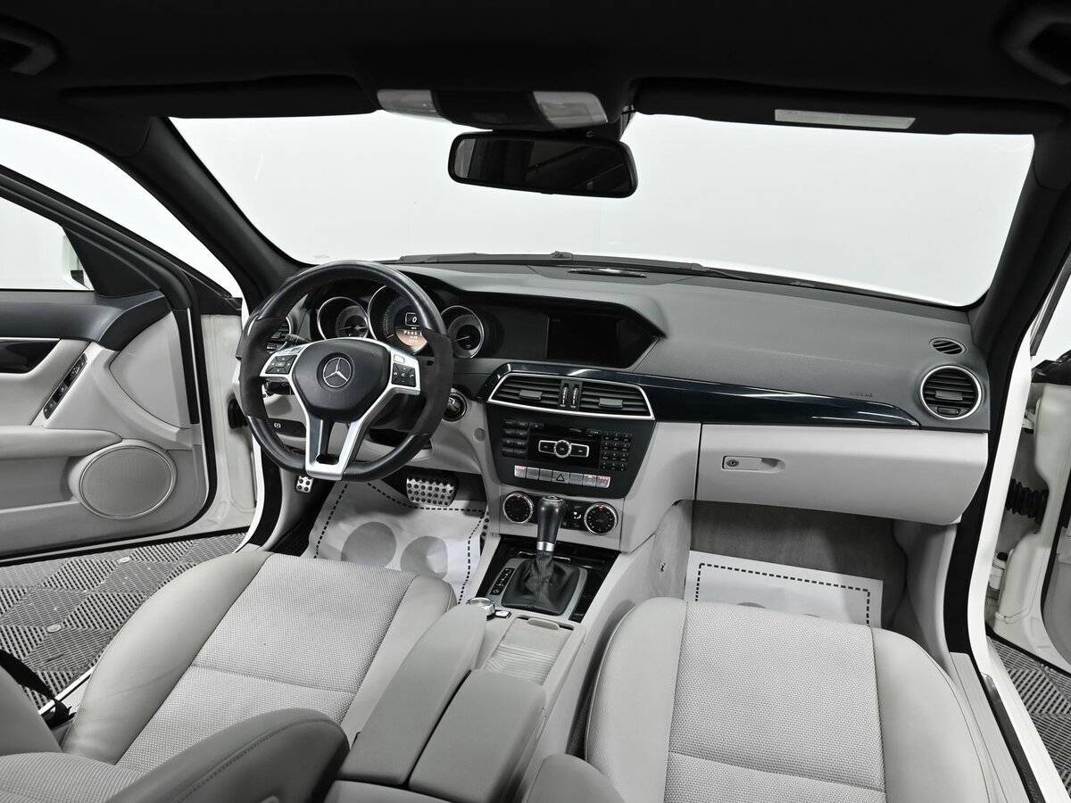 Купить Mercedes-Benz C-Класс с пробегом. Фото: #10