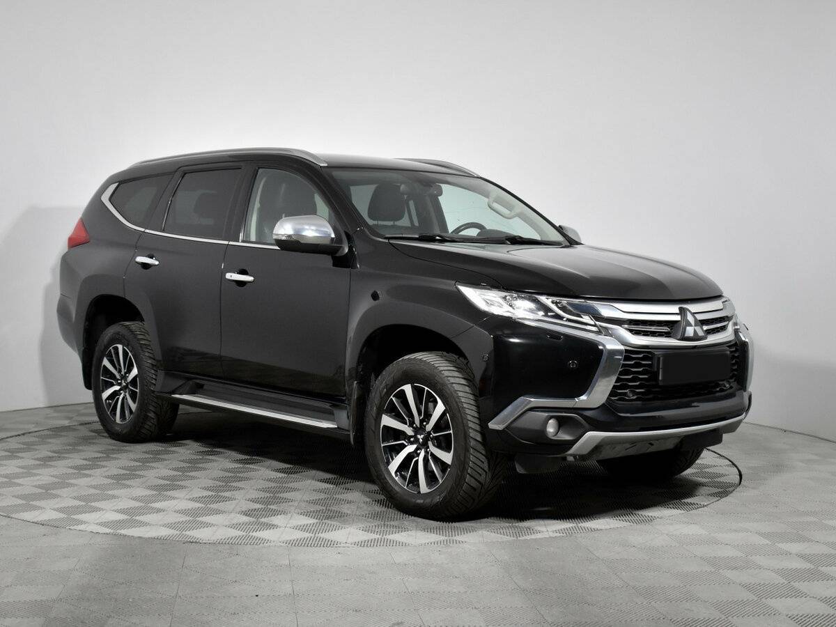 Купить Mitsubishi Pajero Sport с пробегом. Фото: #2