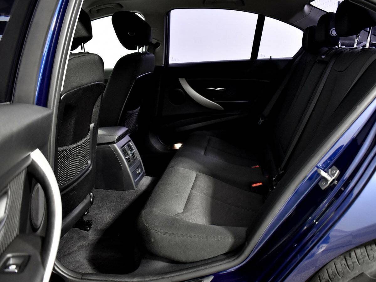 Купить BMW 3 серии с пробегом. Фото: #11