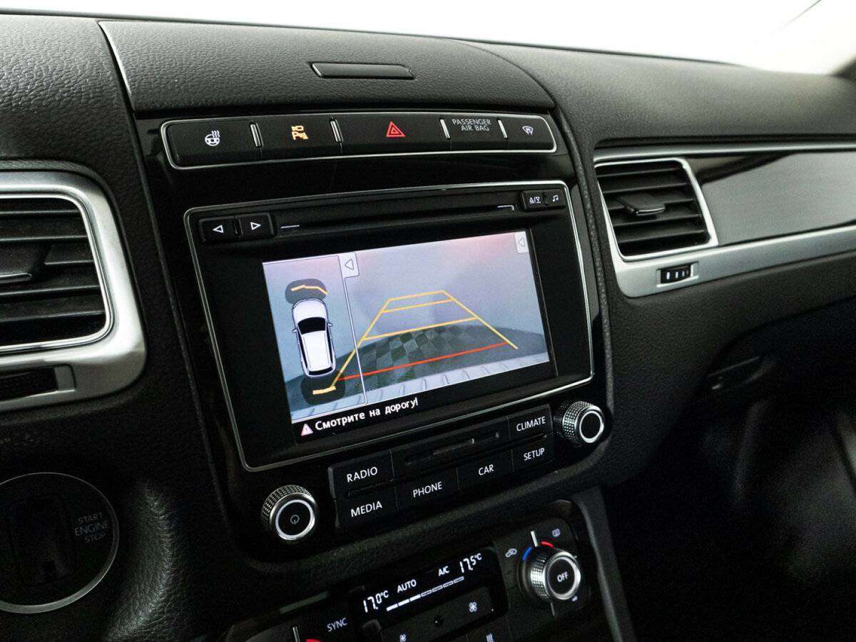 Купить Volkswagen Touareg с пробегом. Фото: #18