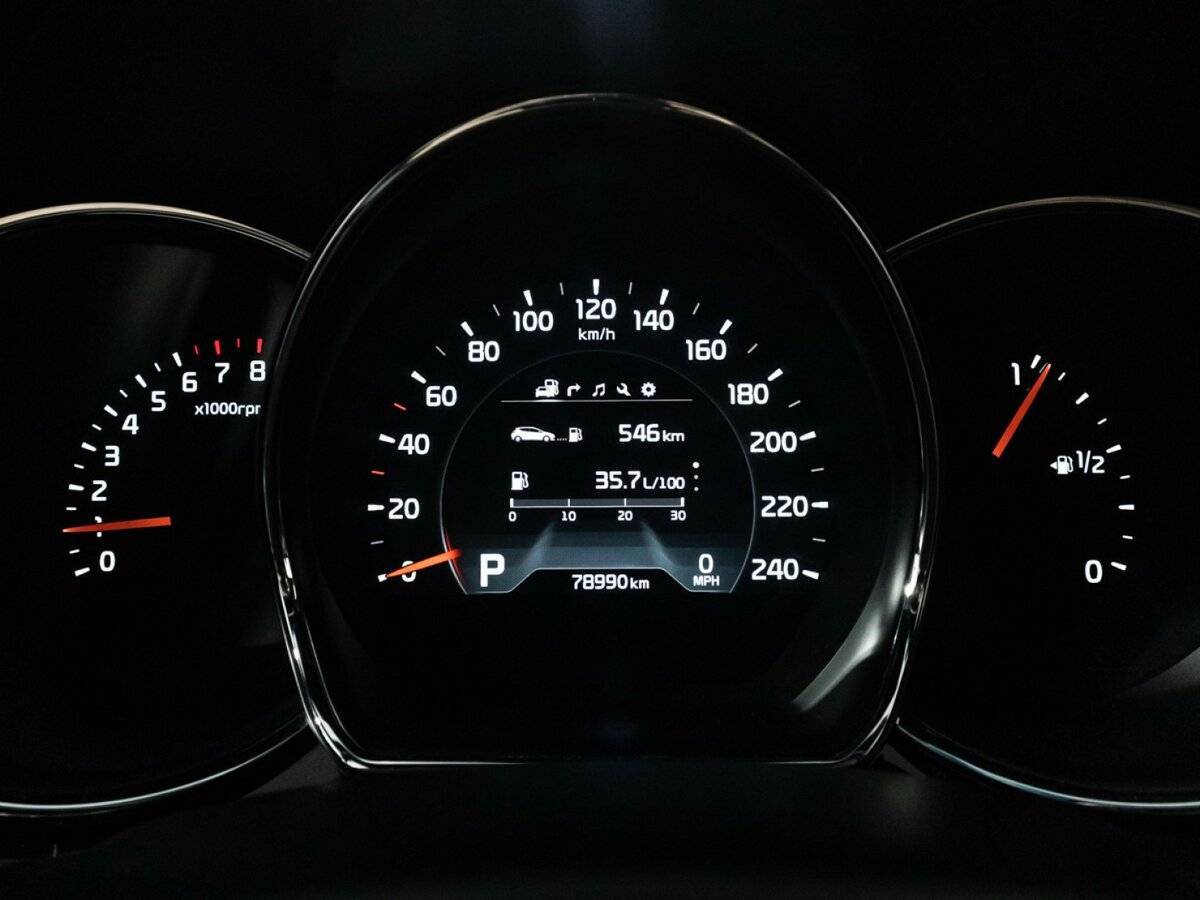 Купить Kia Ceed с пробегом. Фото: #11