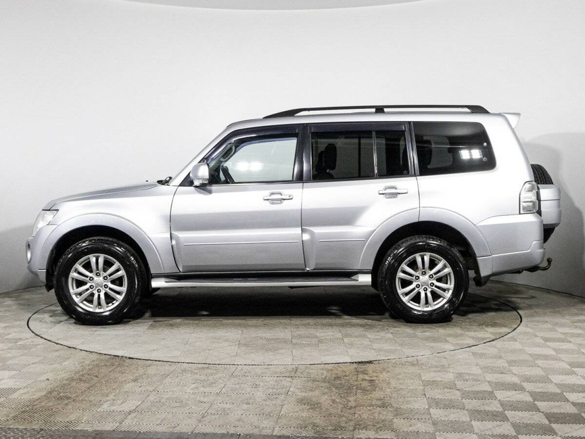 Купить Mitsubishi Pajero с пробегом. Фото: #7