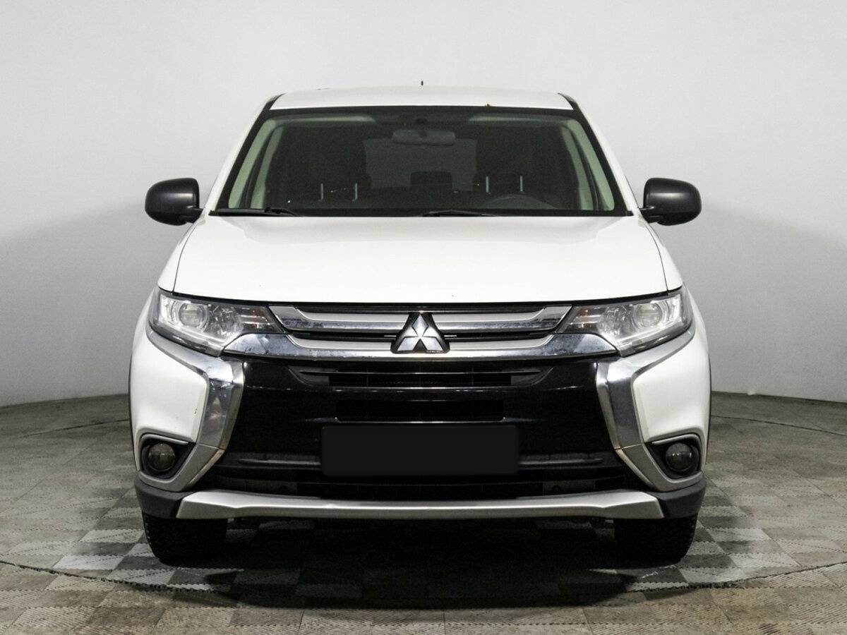 Купить Mitsubishi Outlander с пробегом. Фото: #1