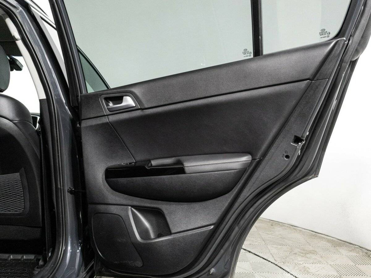Купить Kia Sportage с пробегом. Фото: #27