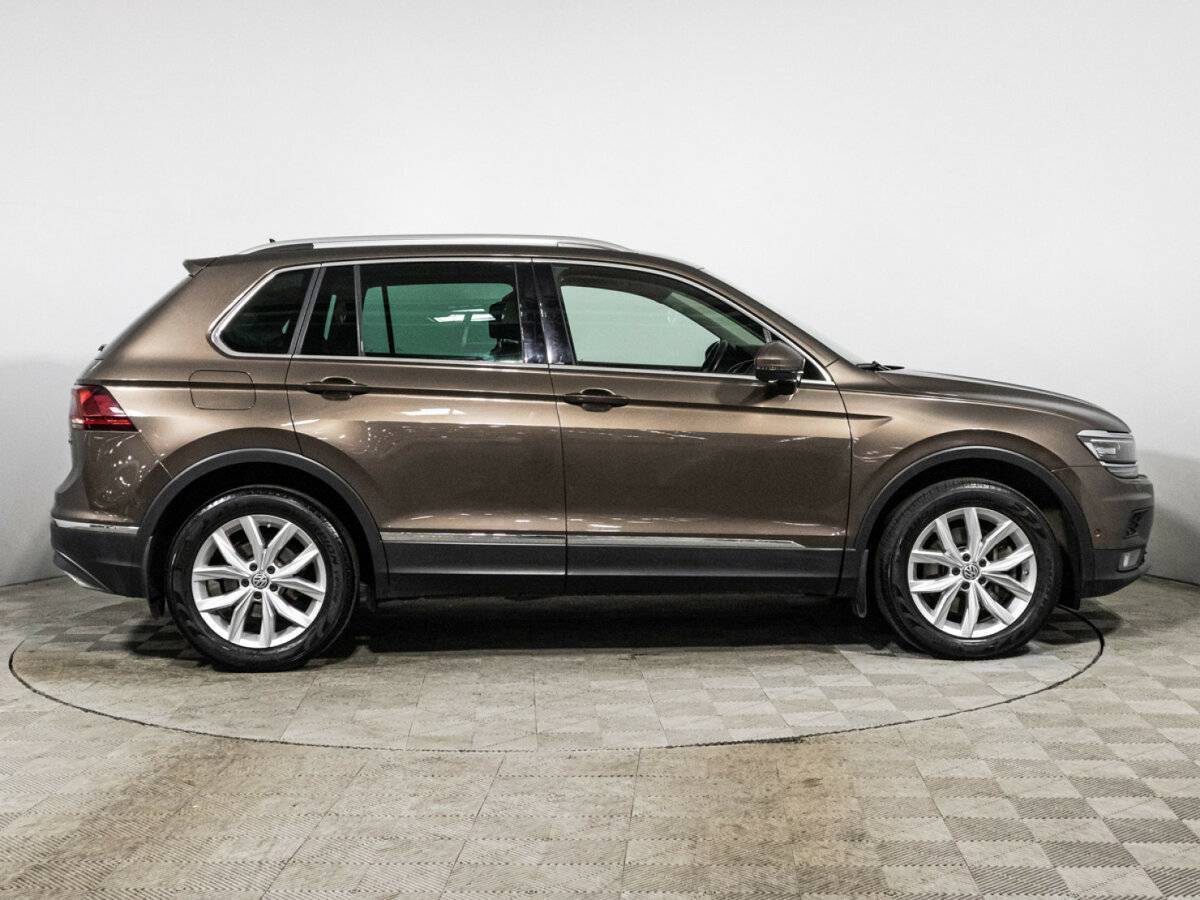 Купить Volkswagen Tiguan с пробегом. Фото: #3