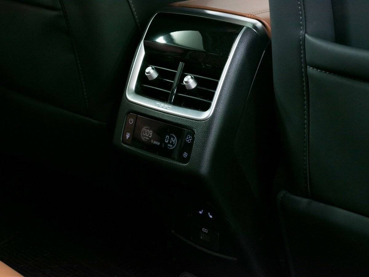 Купить Chery Tiggo 8 Pro Max с пробегом. Фото: #14