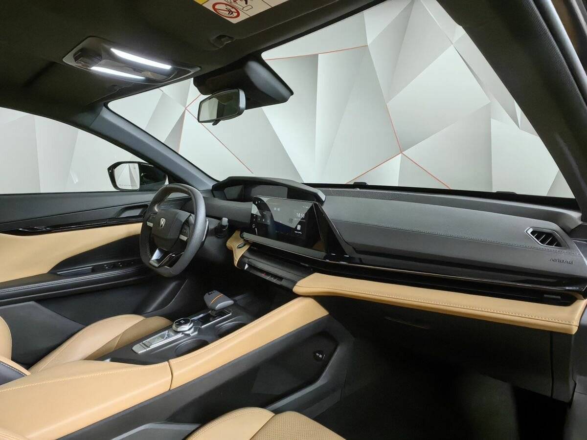 Купить Changan UNI-V с пробегом. Фото: #11