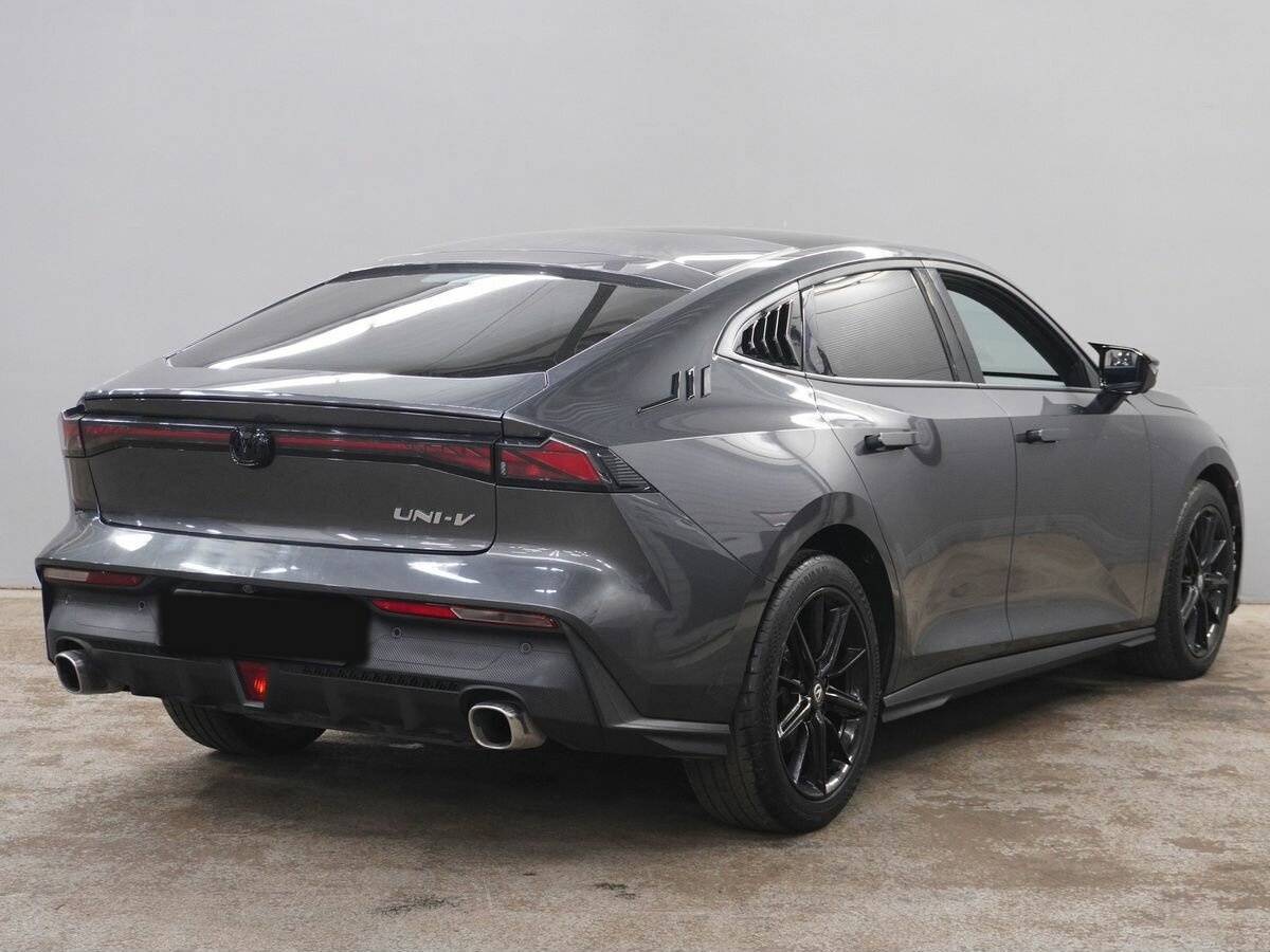 Купить Changan UNI-V с пробегом. Фото: #4