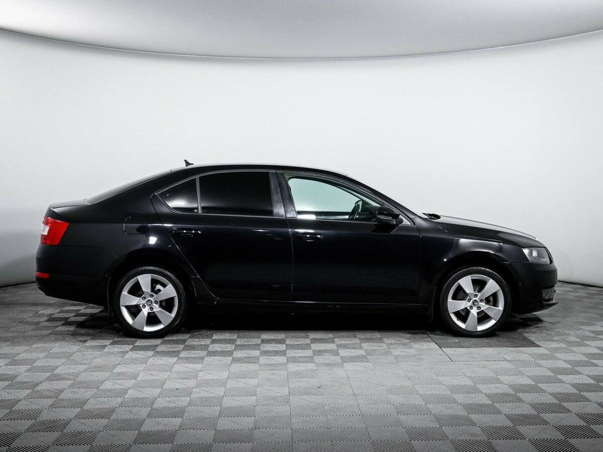 Купить Skoda Octavia с пробегом. Фото: #3