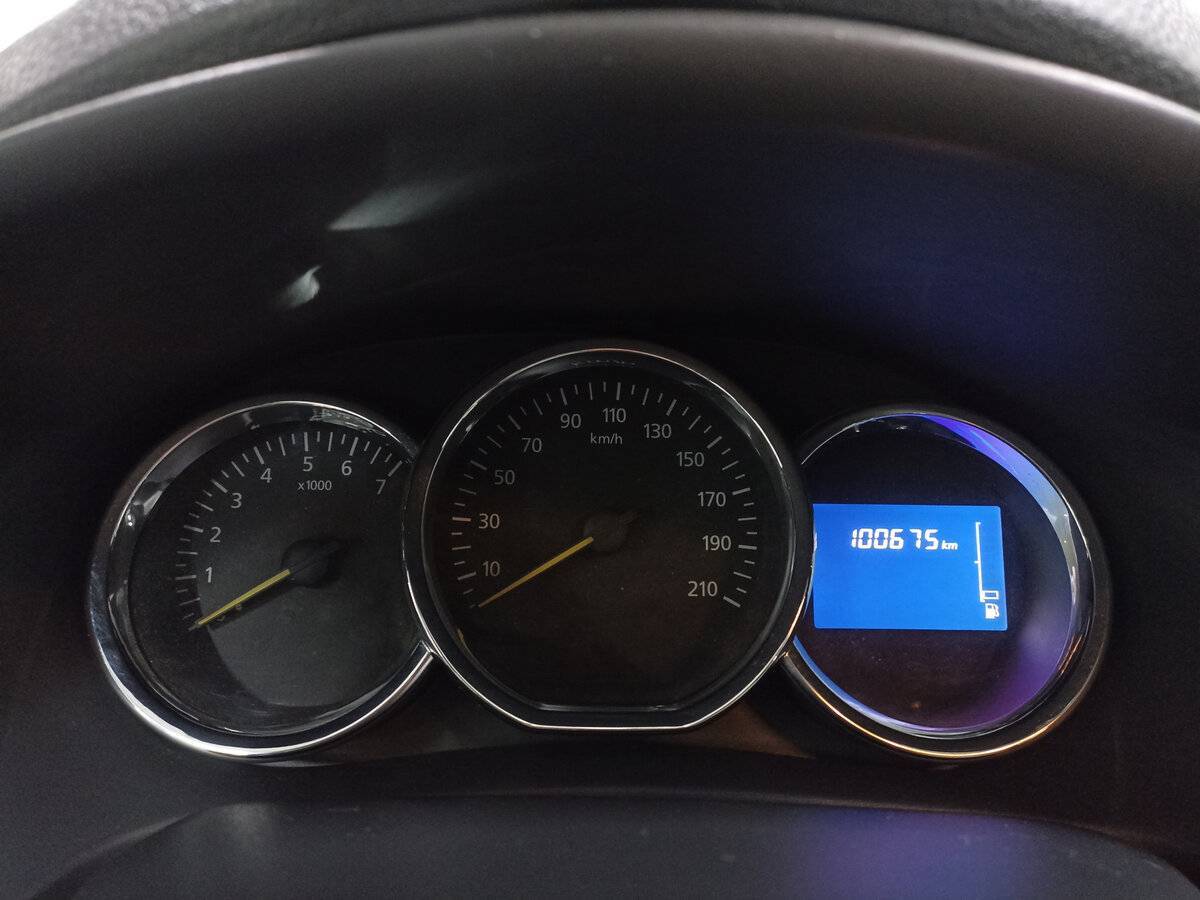 Купить Renault Logan с пробегом. Фото: #12