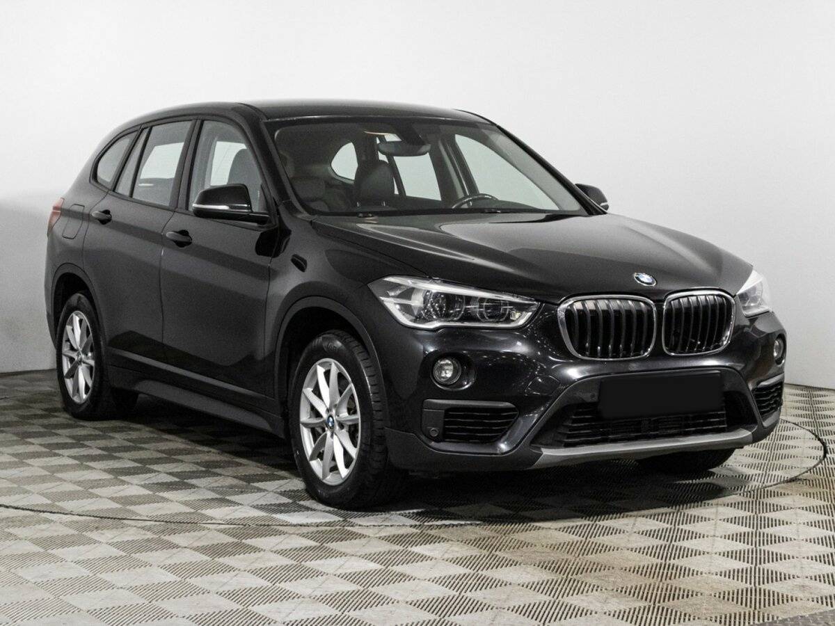 Купить BMW X1 с пробегом. Фото: #2