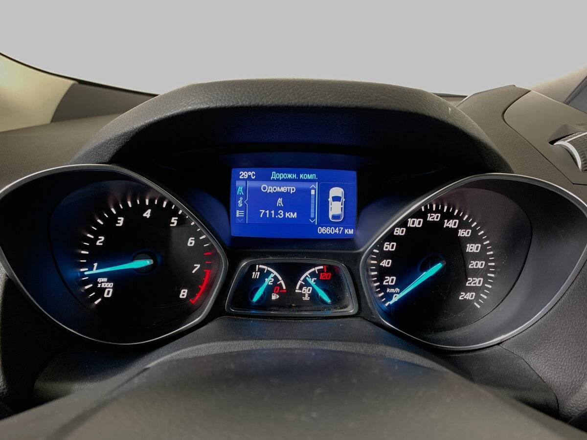 Купить Ford Kuga с пробегом. Фото: #13