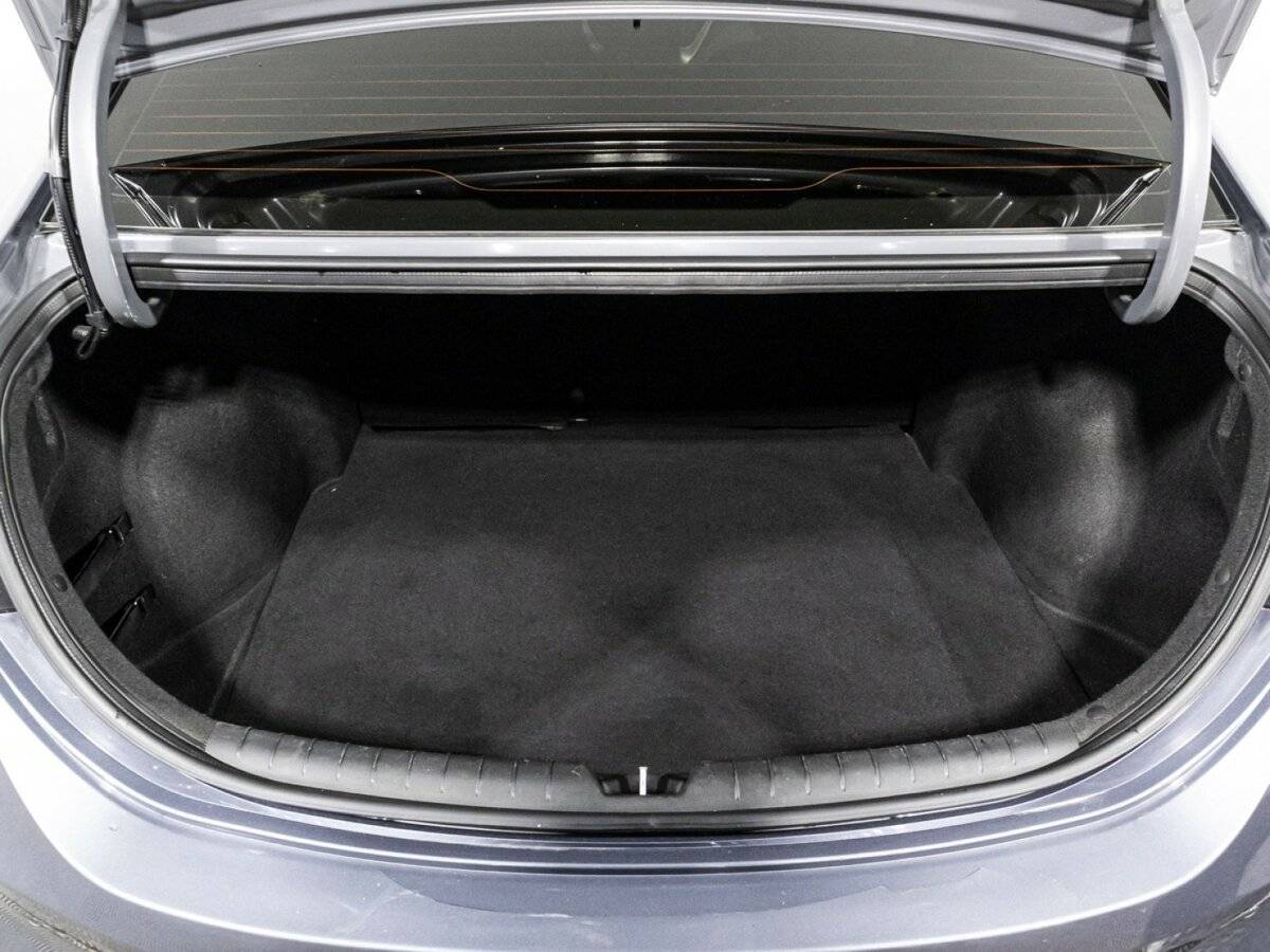 Купить Hyundai Solaris с пробегом. Фото: #14