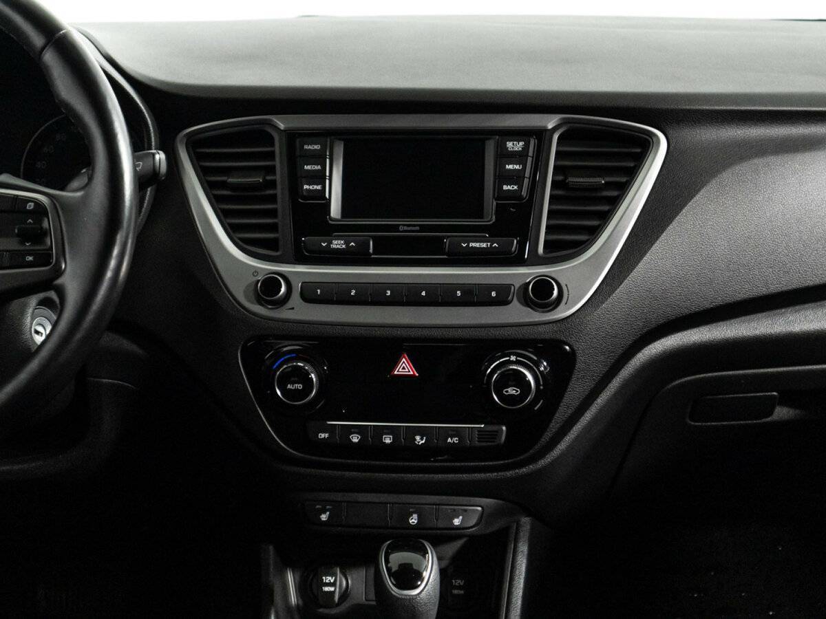 Купить Hyundai Solaris с пробегом. Фото: #13