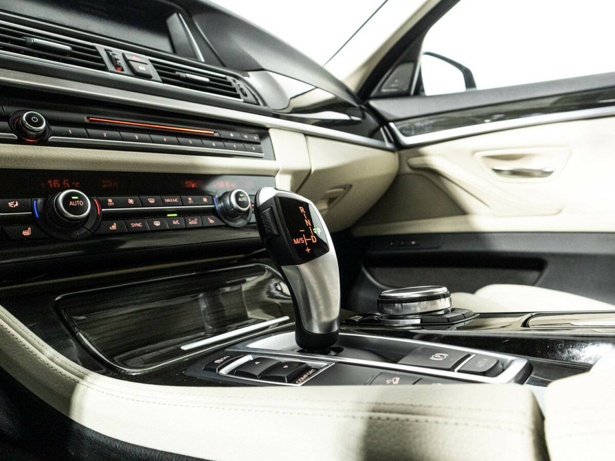 Купить BMW 5 серии с пробегом. Фото: #24