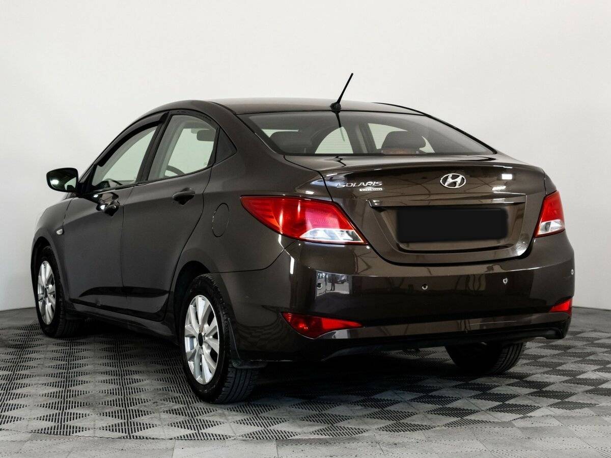 Купить Hyundai Solaris с пробегом. Фото: #5