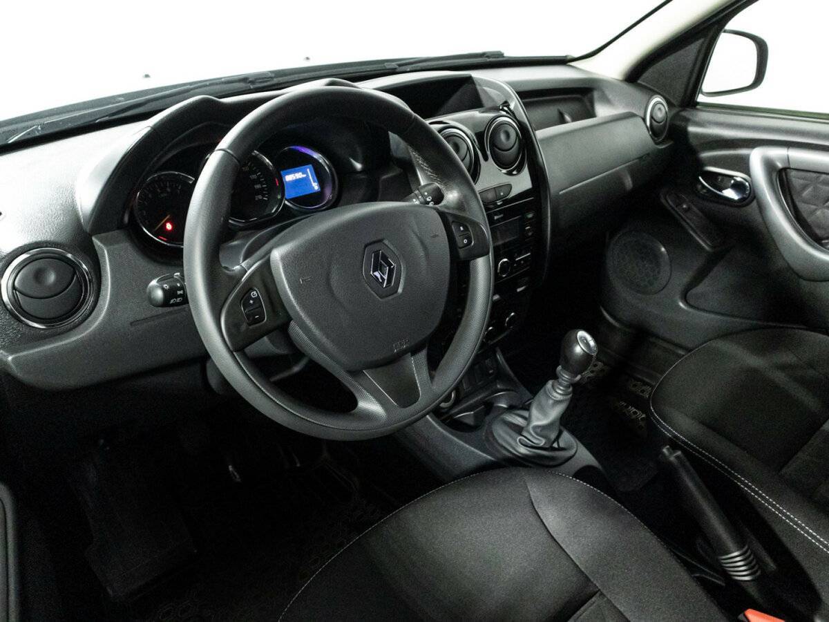 Купить Renault Duster с пробегом. Фото: #10