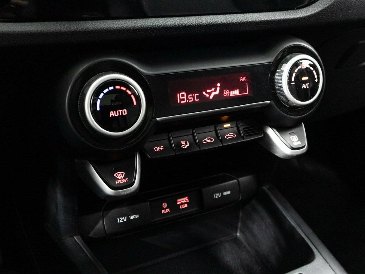 Купить Kia Rio с пробегом. Фото: #16