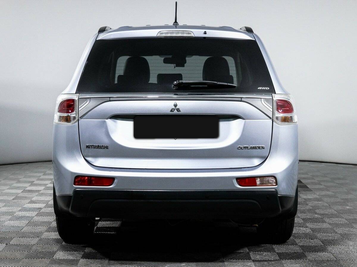 Купить Mitsubishi Outlander с пробегом. Фото: #5